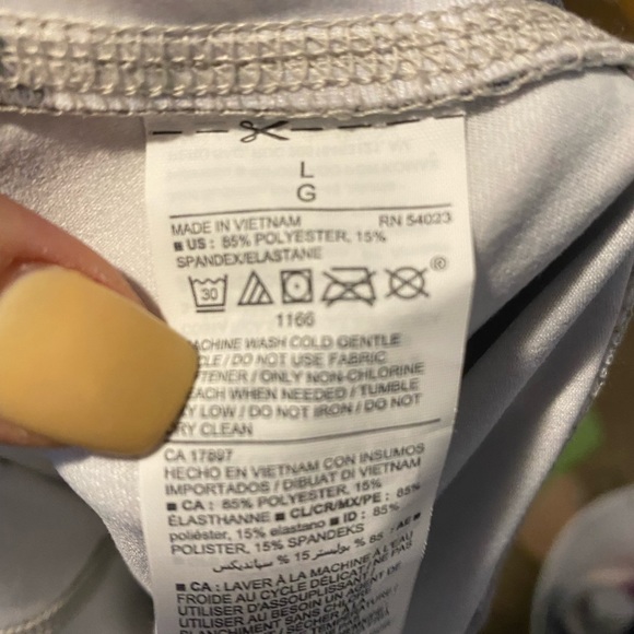 NWT floral leggings size large - Picture 2 of 2